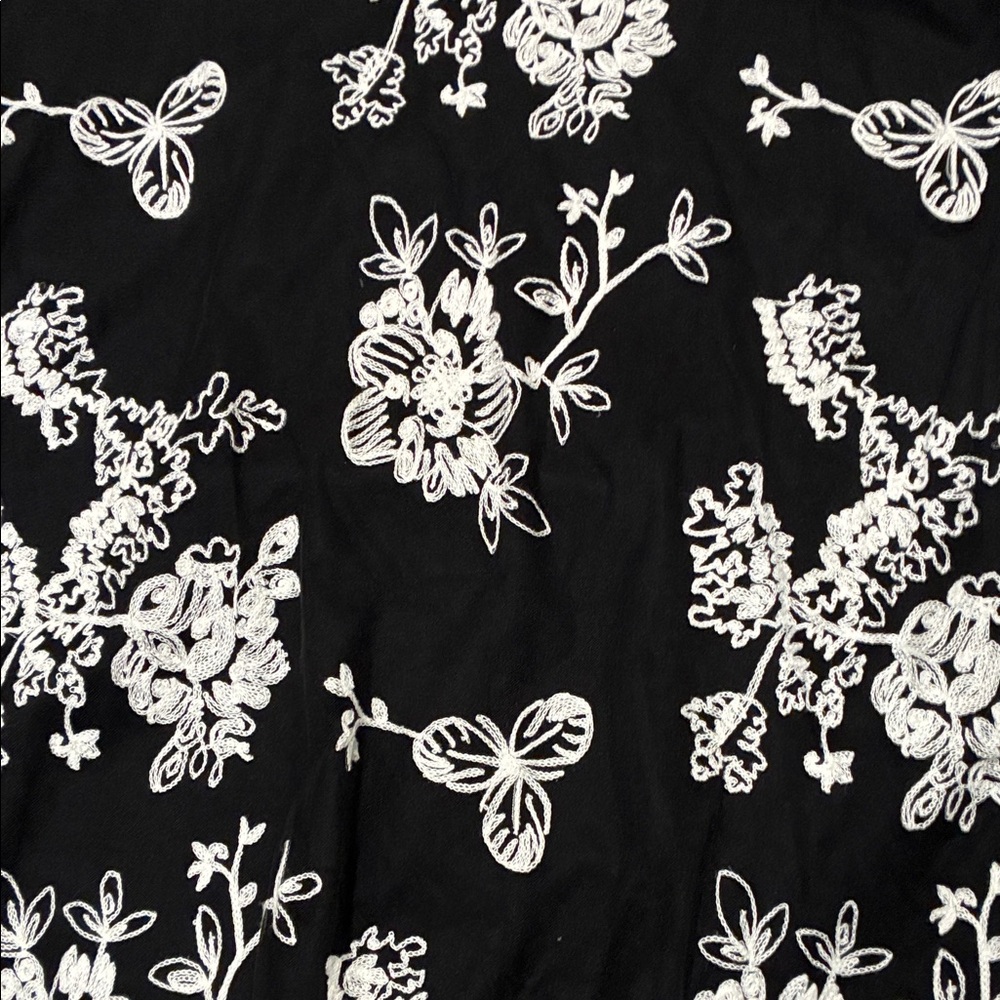 Floral Black and White  Dress - Picture 6 of 14
